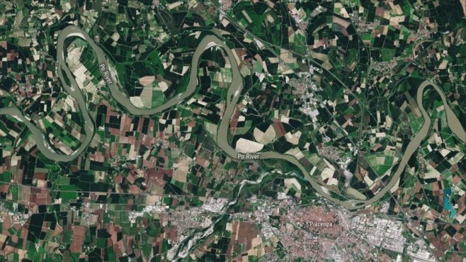 Il Po a Piacenza nell&#39;immagine satellitare Esa del giugno 2020