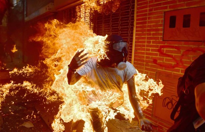 Venezuela, proteste anti Maduro, 3 maggio 2017 (Afp, Ronaldo Schemidt)