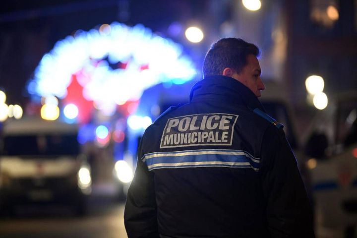 Il centro di Strasburgo blindato, polizia ovunque (Ansa)