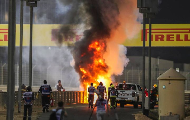 Terribile incidente in Formula 1, fiamme nel Gp del Barhain (Ansa)