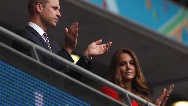 Il principe William e Kate allo stadio per Inghilterra Germania (Ansa)