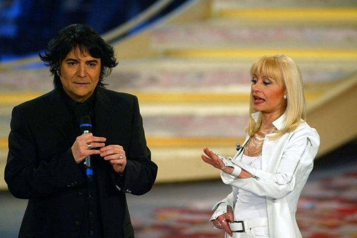 Raffaella Carrà  e Renato Zero (Alive)