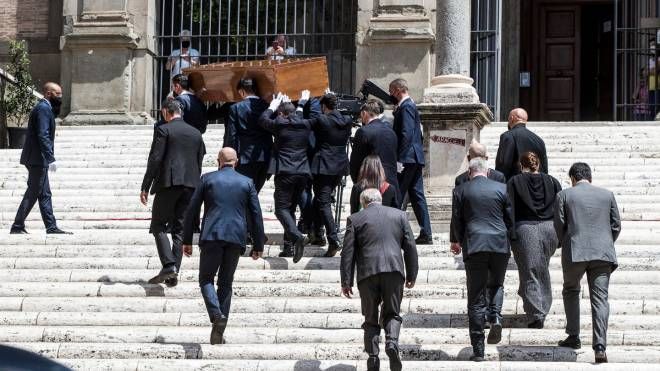 I funerali di Raffaella Carrà (Ansa)