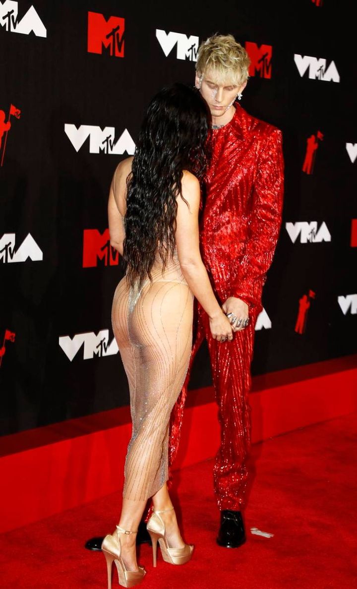 MTV Video Music Awards a New York, 12 September 2021, Megan Fox e il rapper Machine Gun Kelly in posa per i fotografi sul red carpet