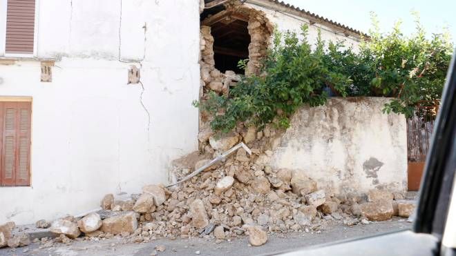 Case crollate ad Arkalochori a seguito del sisma magnitudo 5.8, Creta, Grecia, 27 Settembre 2021