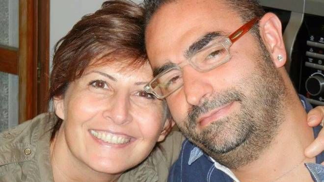 Paola Tomassini, 46 anni, con il compagno Marco Vagnarelli, 44