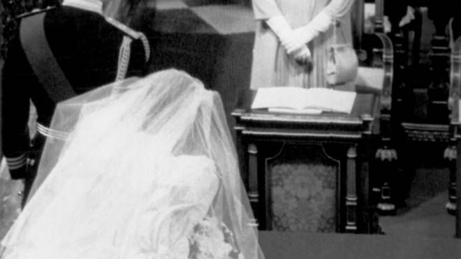 Elisabetta II festeggia i 70 anni di regno: mai nessuno come lei (Ansa)