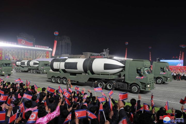 Corea del Nord, parata militare a Pyongyang (Ansa)