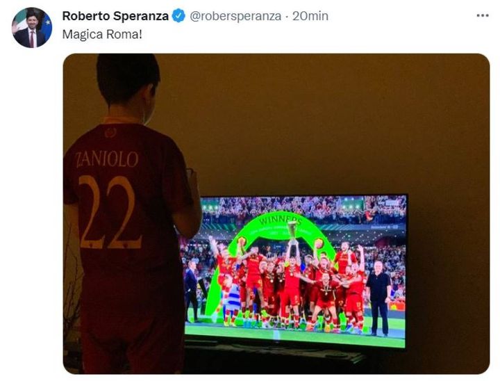 Il tweet del ministro Roberto Speranza (Ansa)