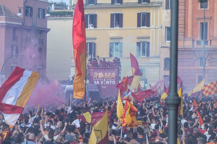 La festa della Roma al Circo Massimo dopo la conquista della Conference League (ImagoE)