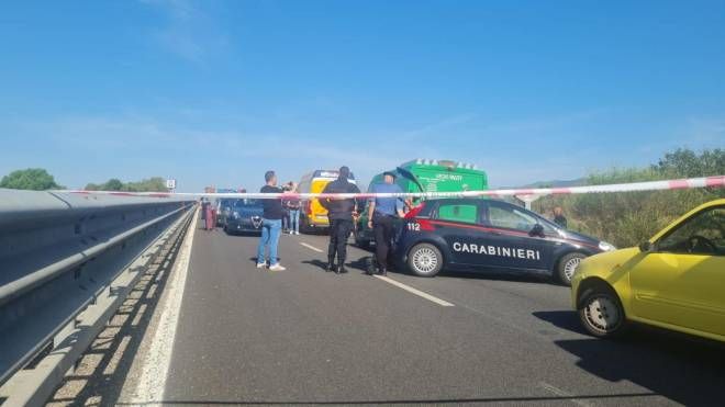 L'assalto fallito a un furgone portavalori in Sardegna (Ansa)