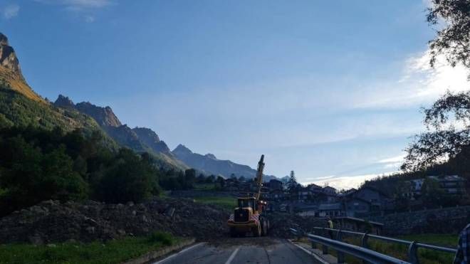 Valle d'Aosta, isolate per frana due località in Valpelline (Ansa)