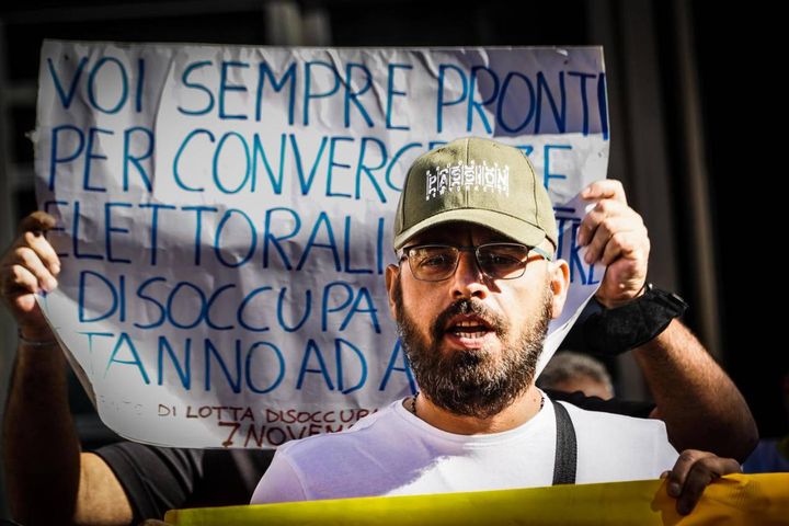 La manifestazione del Movimento Disoccupati 7 Novembre di Napoli