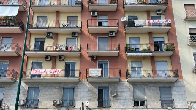 Momenti di tensione oggi a Napoli: contestata Giorgia Meloni, attesa a Bagnoli per il comizio di chiusura della campagna elettorale