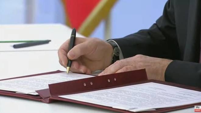 Putin ha firmato per annettere le 4 regioni ucraine occupate (Ansa)