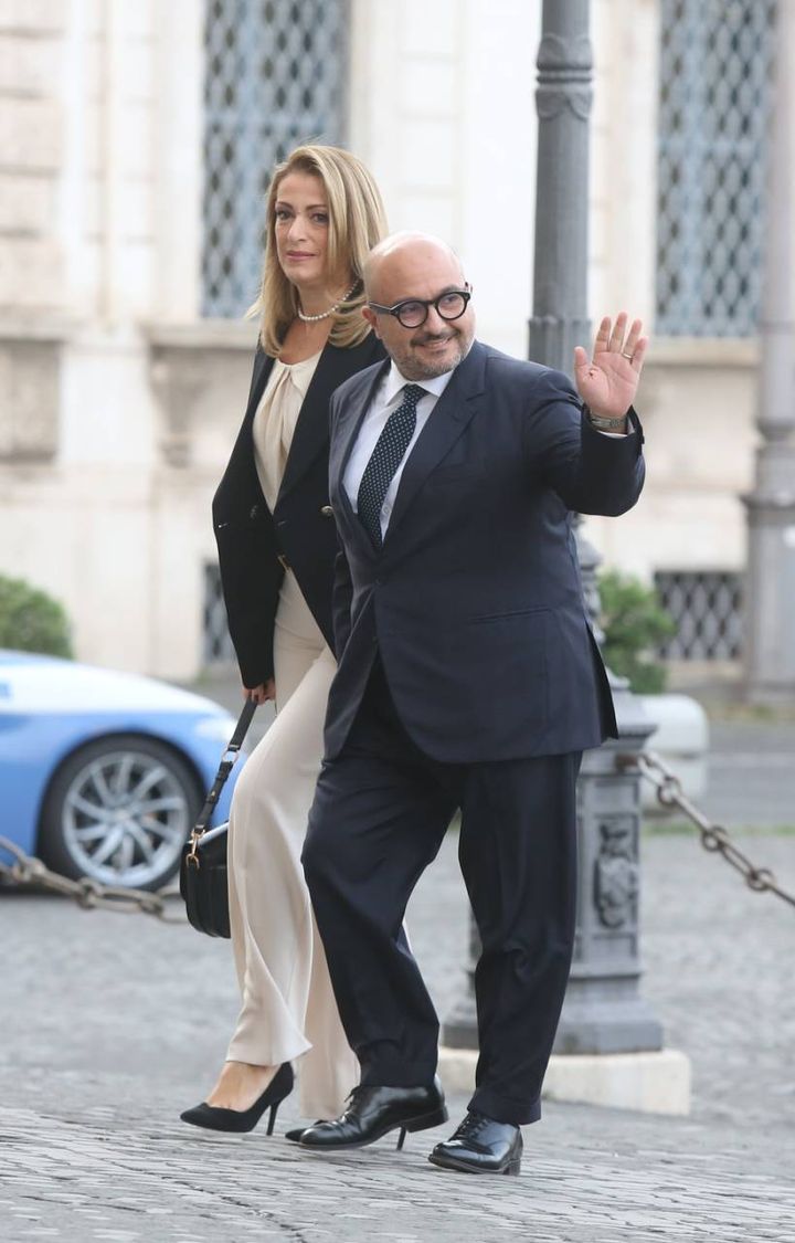 Giuliano Sangiuliano con la moglie (ImagoE)