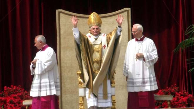 Joseph Ratzinger è stato Papa per quasi otto anni con il nome di Benedetto XVI(foto Imagoeconomica)