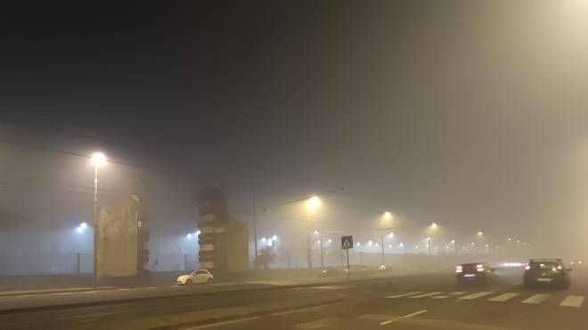 Nebbia a Napoli, botti e umidità hanno favorito il fenomeno a Capodanno 