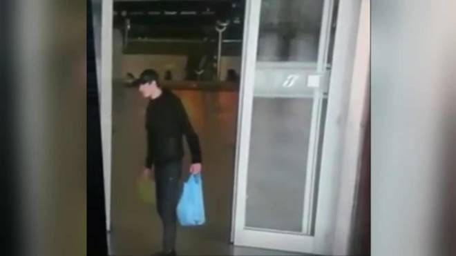 Aleksander Mateusz Chomiak, l'uomo che ha accoltellato la 24enne israeliana alla stazione Termini e che subito dopo si è dato alla fuga