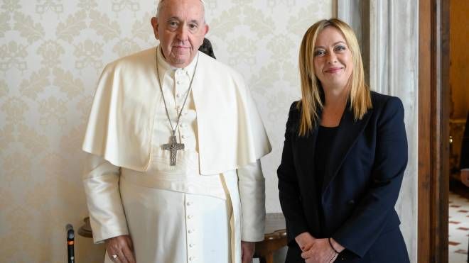 Papa Francesco e Giorgia Meloni (Ansa/Vatican Media)
