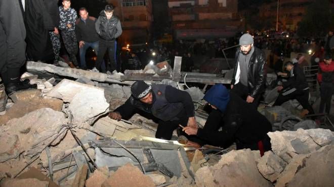 Terremoto tra Turchia e Siria, migliaia di vittime (Ansa)