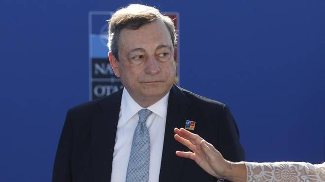 Mario Draghi al vertice Nato di Madrid (Ansa)