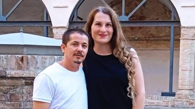 Emanuele Loati, 25 anni, e Maura Nardi, 41 anni