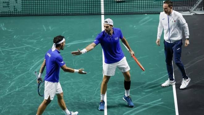 Coppa Davis: Simone Bolelli e Fabio Fognini in campo contro gli Usa (Ansa)