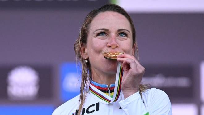 Annemiek Van Vleuten, vincitrice della Vuelta 2022 (Ansa)