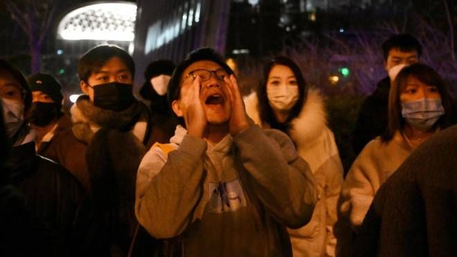 Proteste contro le restrizioni anti-Covid a Beijing (Ansa)