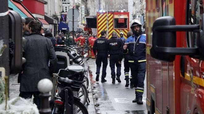 Parigi: Rue d'Enghien dove ha avuto luogo l'attentato ai curdi (Ansa)