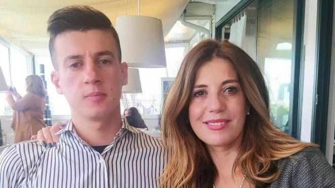 Giuseppina Orlando assieme al figlio, in coma irreversibile da agosto scorso
