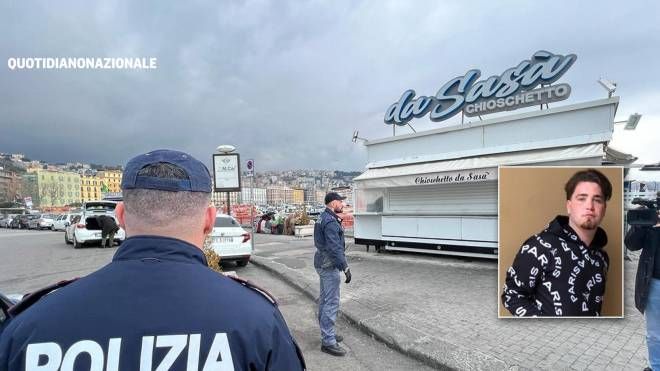 La polizia sul luogo dell'omicidio a Mergellina, il ventenne fermato Francesco Pio Valdo